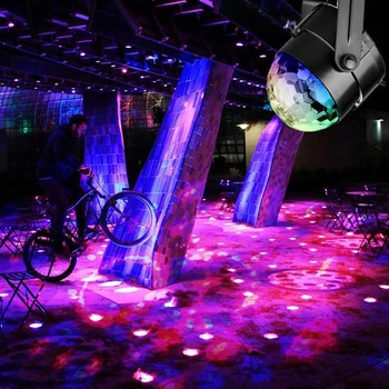 Garso Aktyvuotas Sukasi Diskoteka Kamuolys Lazerio Šviesa Projektoriaus Lempa Šalies RGB LED DJ Scenos Šviesos Spalvinga Magija Kamuolys Naktį Šalis