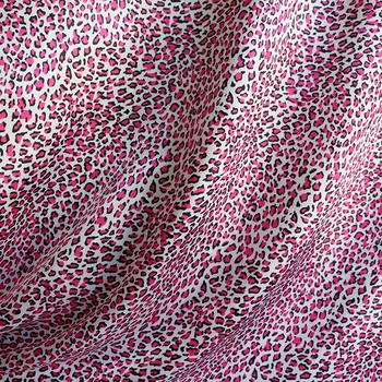 Iki Metro Mažas Leopardas Spausdinti Satino Audinio Skara Suknelė Pižamos Medžiagos Pamušalas Afrika
