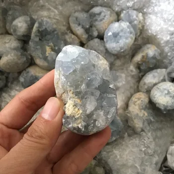 Natūraliai mėlyname Celestite kristalų sankaupos Mineralinių Pavyzdys Apdaila