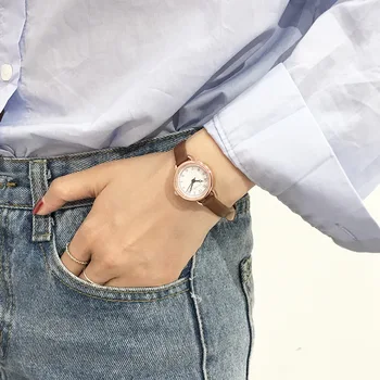 Retro paprasta moteriški rankiniai laikrodžiai ulzzang prabangos prekės ženklo smulkių kvarco moterų žiūrėti elegantiškas odos moteriška laikrodis