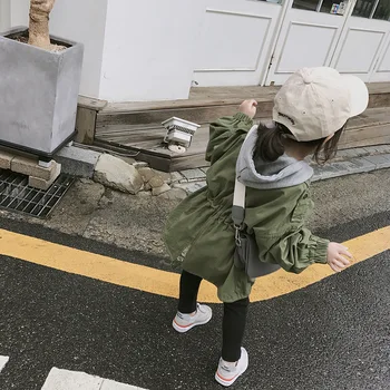 Rudenį korėjos stiliaus kūdikių mergaičių mados ilgomis rankovėmis tranšėjos paltai 2-6 metų vientisos spalvos prarasti atsitiktinis Tvirtinimo paltai striukės vaikai