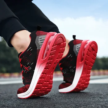 Vyriški batai Pora batų 2020 metų Vasaros nauja Tendencija plaukioja austi tinklo sporto bėgimo sportbačiai kvėpuojantis atsitiktinis Mados tėtis bateliai Vyrai